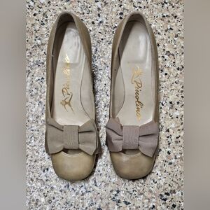 Vintage Piccolino Bow Low Heel Pumps Size 6 AA